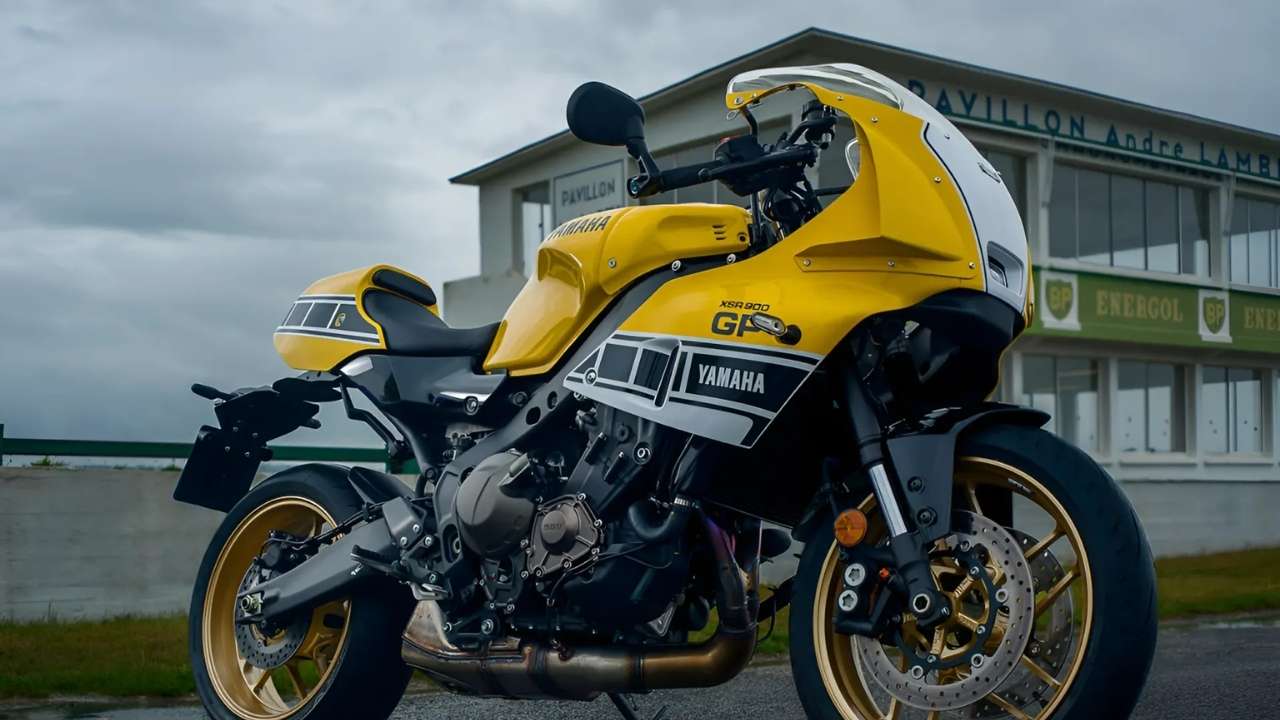 2026 Yamaha XSR900 GP